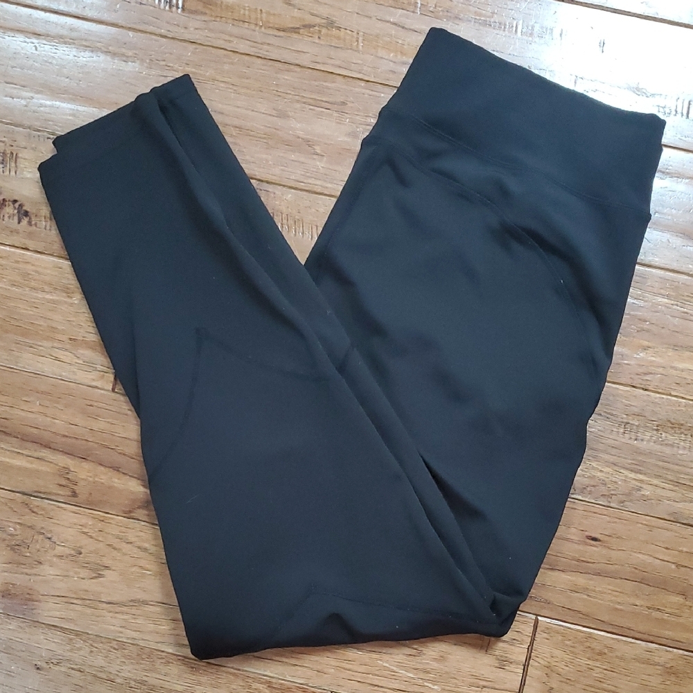 Pop Fit Black High-Waisted Leggings
